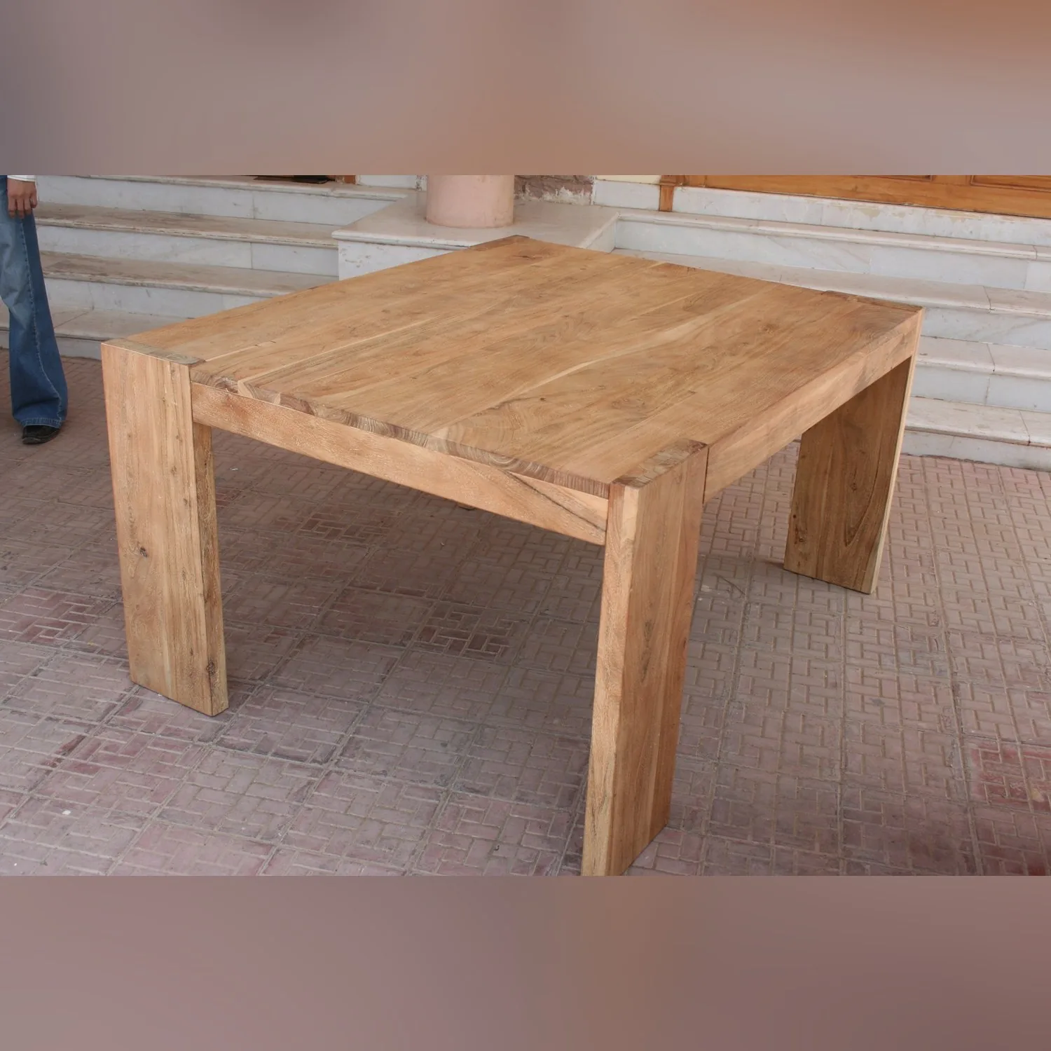 Shora Dining Table (4297)